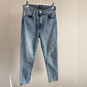 BDG Light Blue Relaxed Jeans